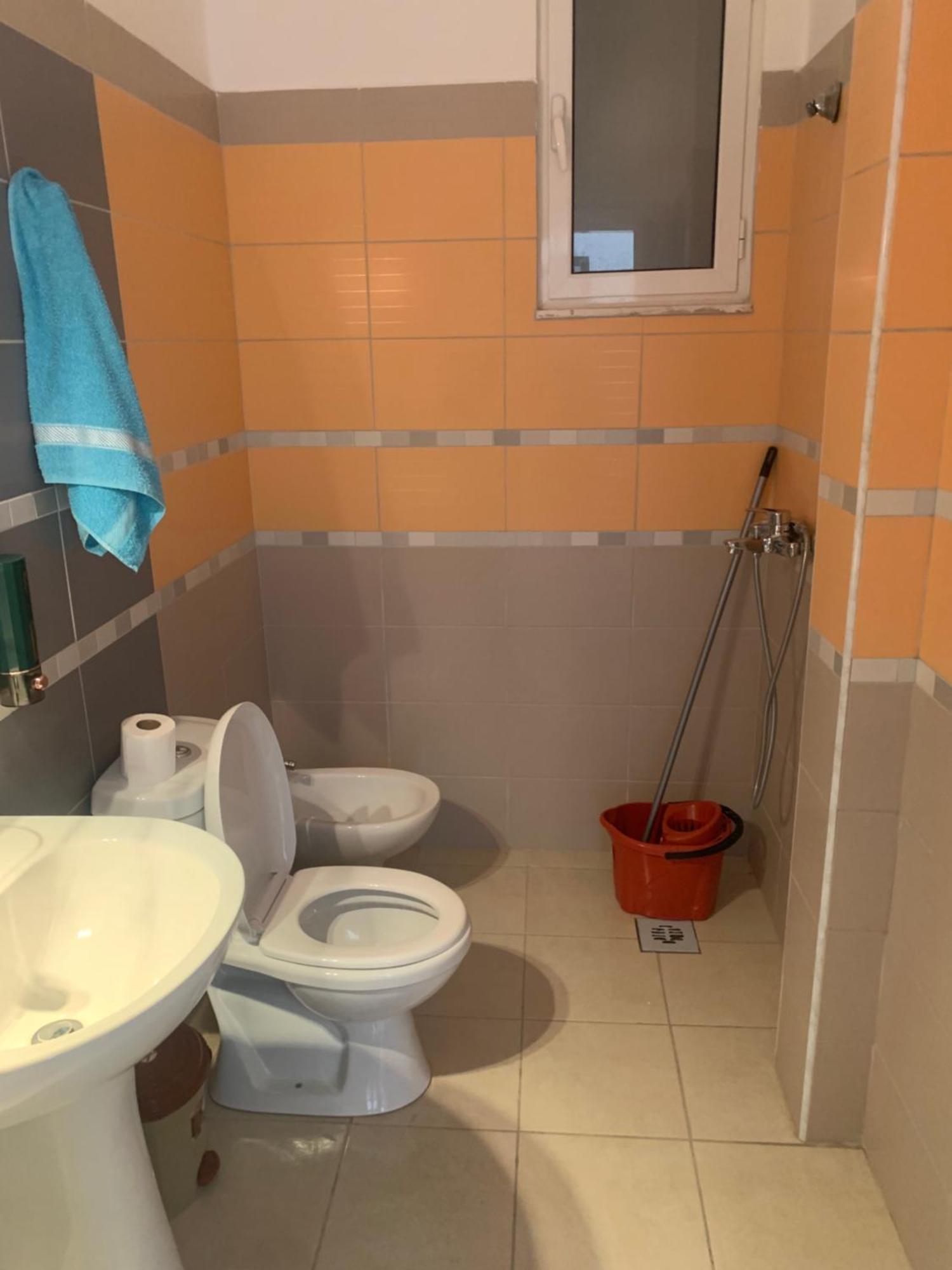 Adriatik Apartaments Sarandë エクステリア 写真